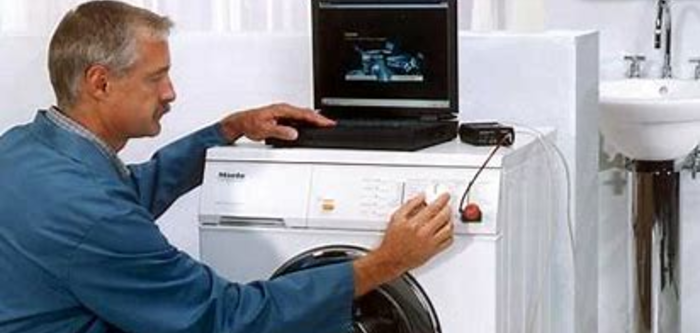 Специалист по ремонту